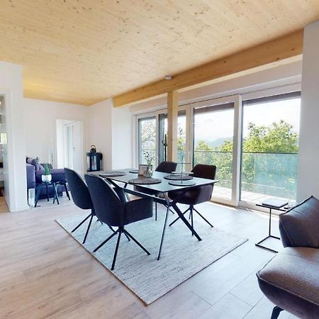 Modernes Ferienhaus Mit Panoramablick Розег Экстерьер фото